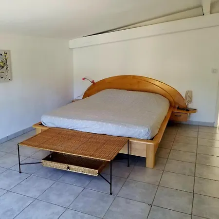 Gitedeprovence Le Castelet Holiday home