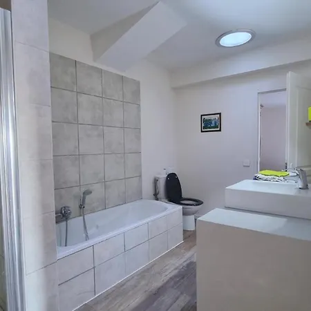 Gitedeprovence Le Castelet Holiday home
