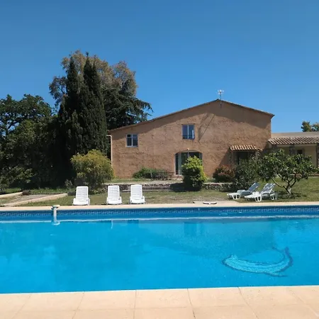 Gitedeprovence Le Castelet